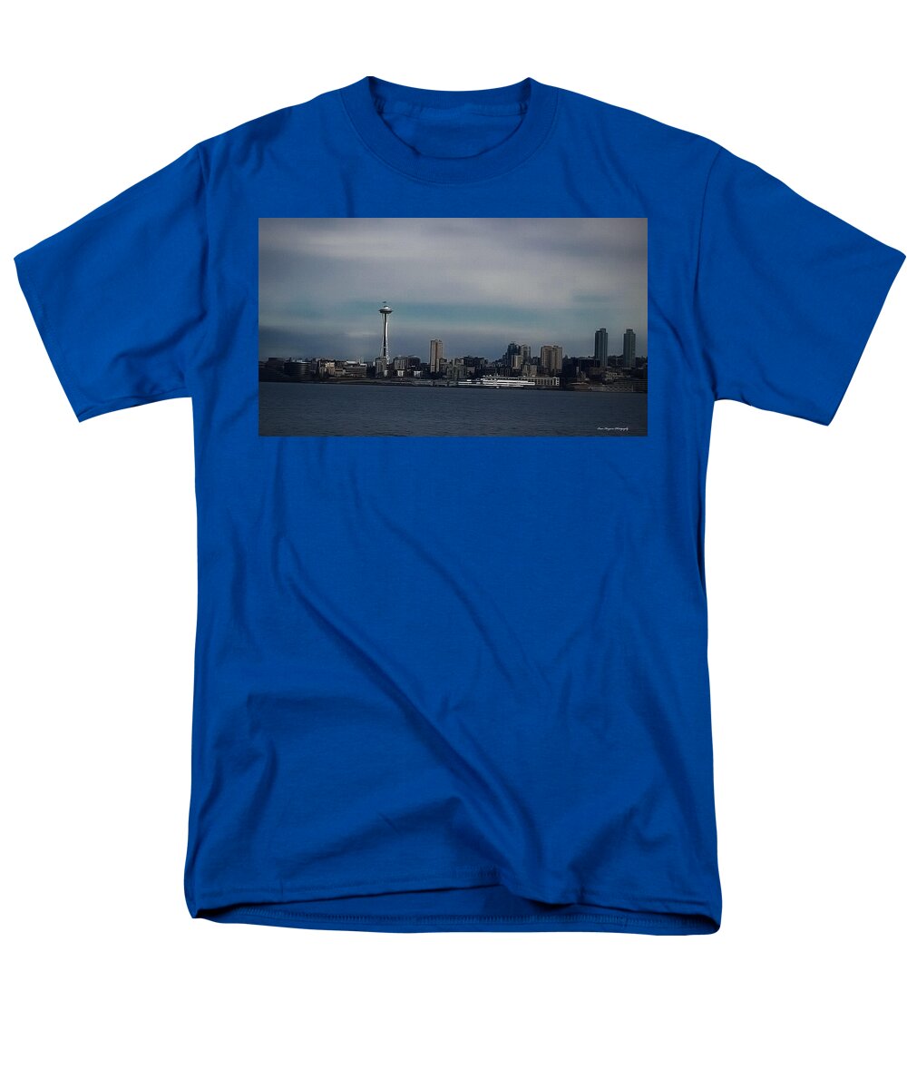 Seattle Skyline - Men's T-Shirt (Regular Fit)