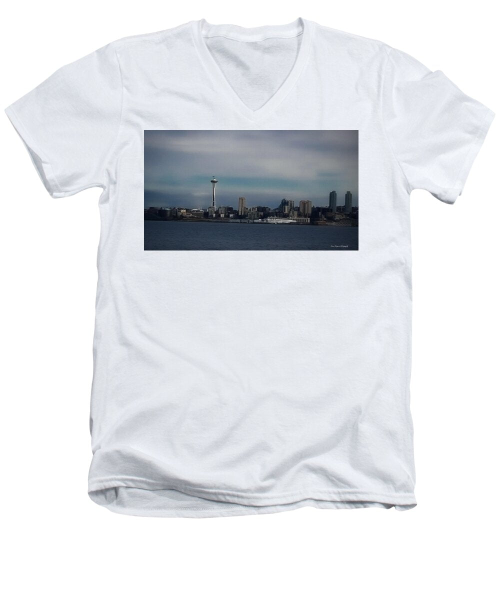 Seattle Skyline - Men's V-Neck T-Shirt