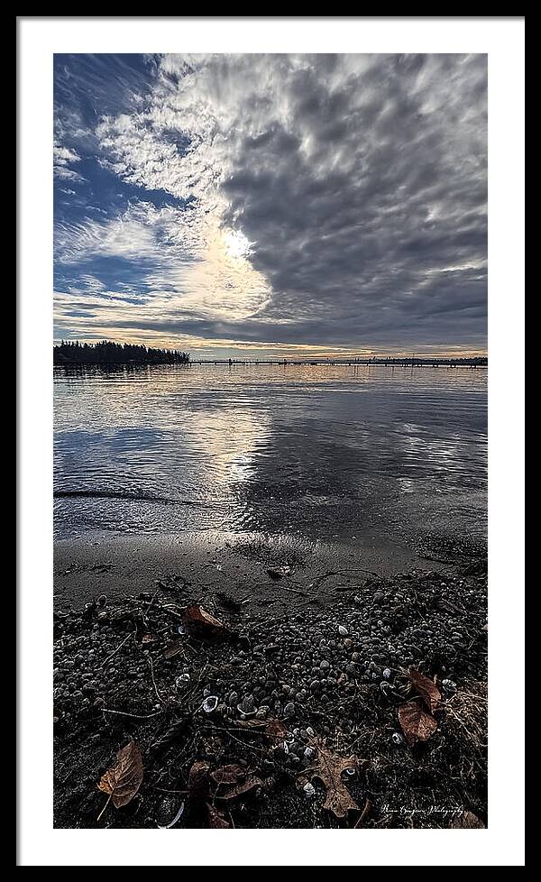 Sun clouds - Framed Print