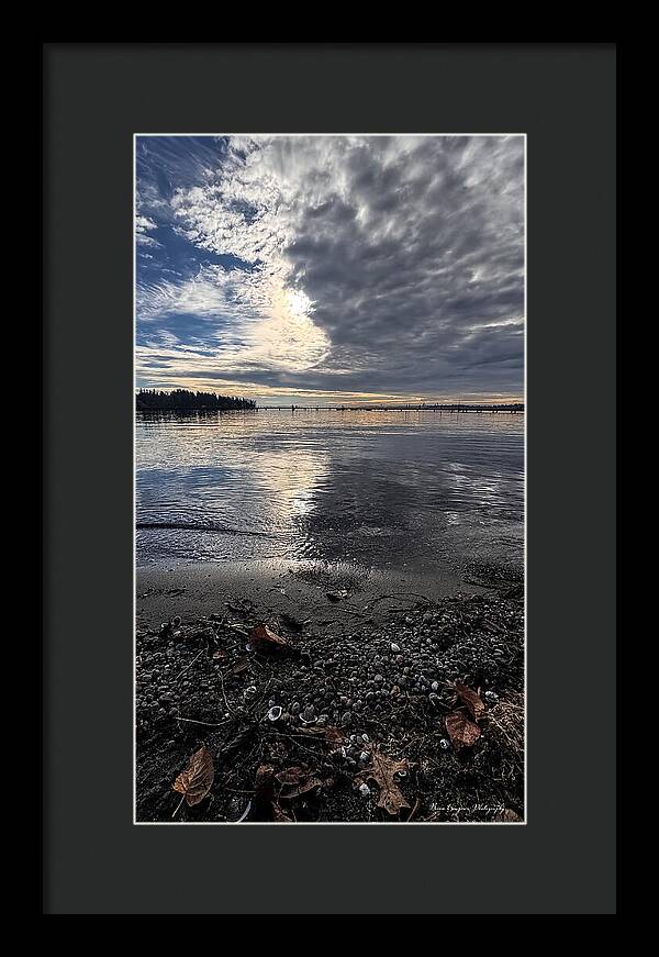 Sun clouds - Framed Print