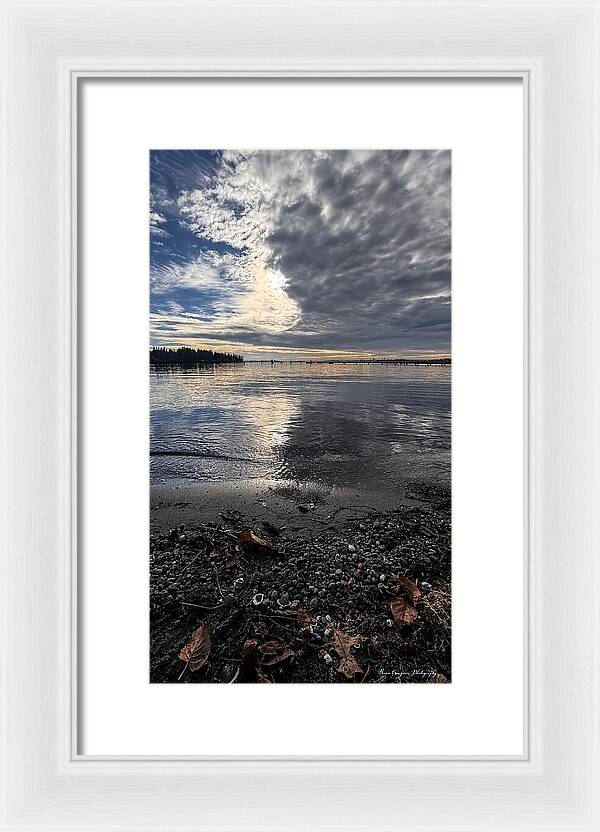 Sun clouds - Framed Print