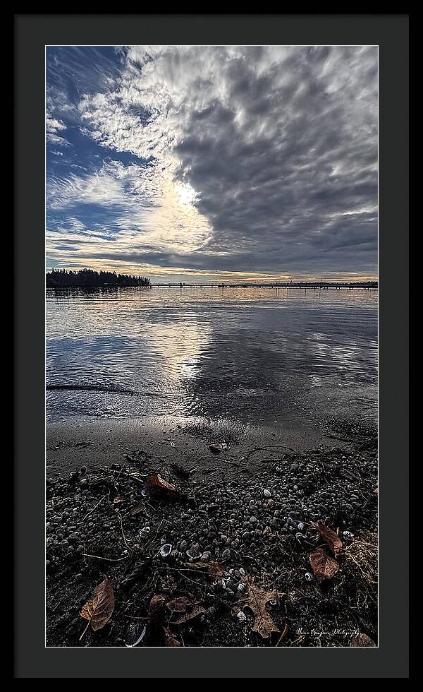 Sun clouds - Framed Print