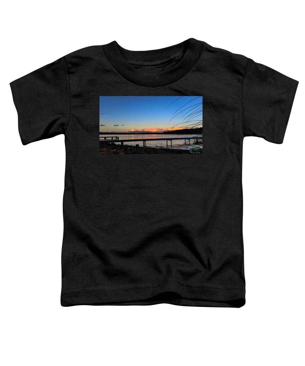 Sunset at the lake - Toddler T-Shirt