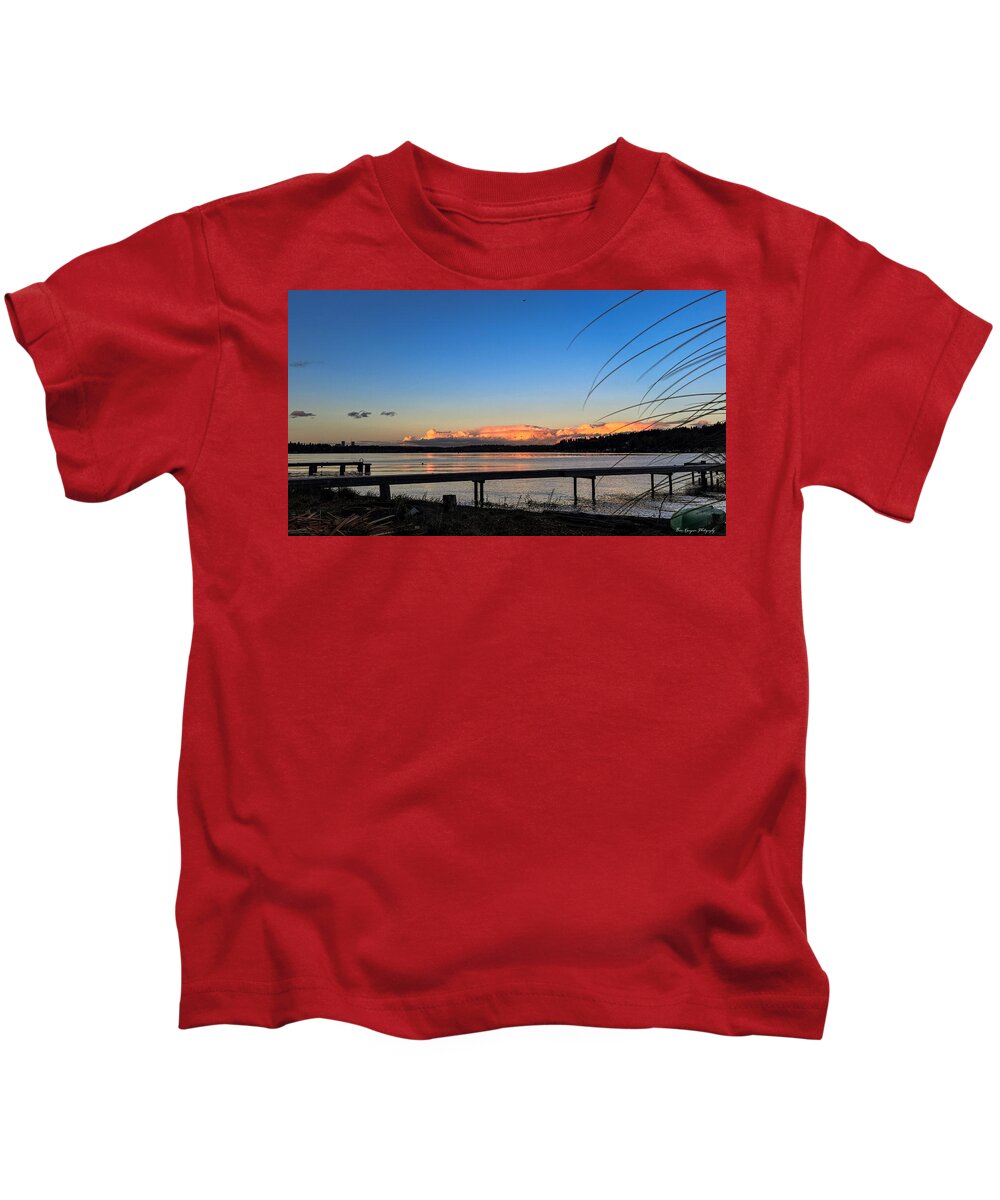 Sunset at the lake - Kids T-Shirt