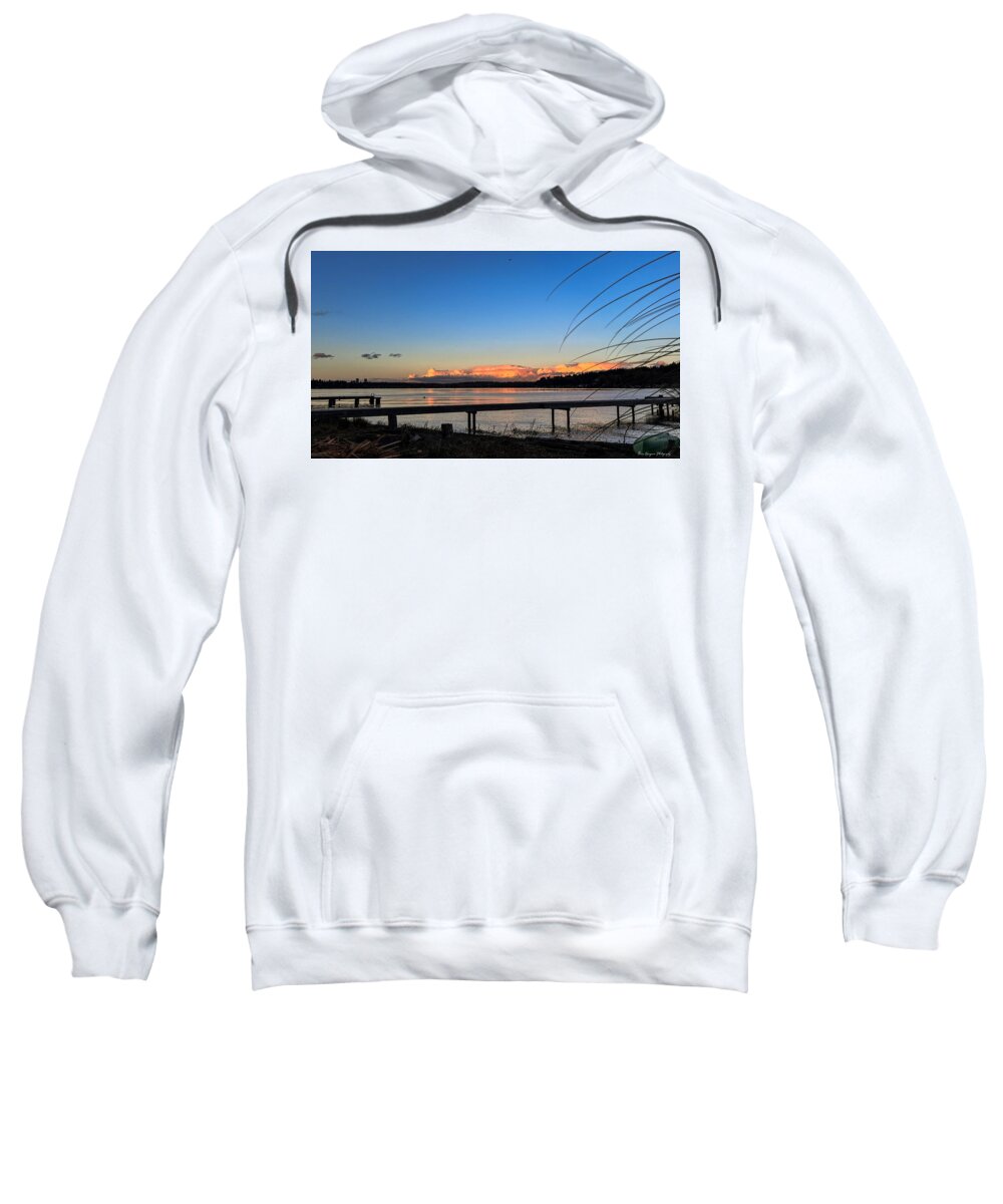 Sunset at the lake - Sweatshirt