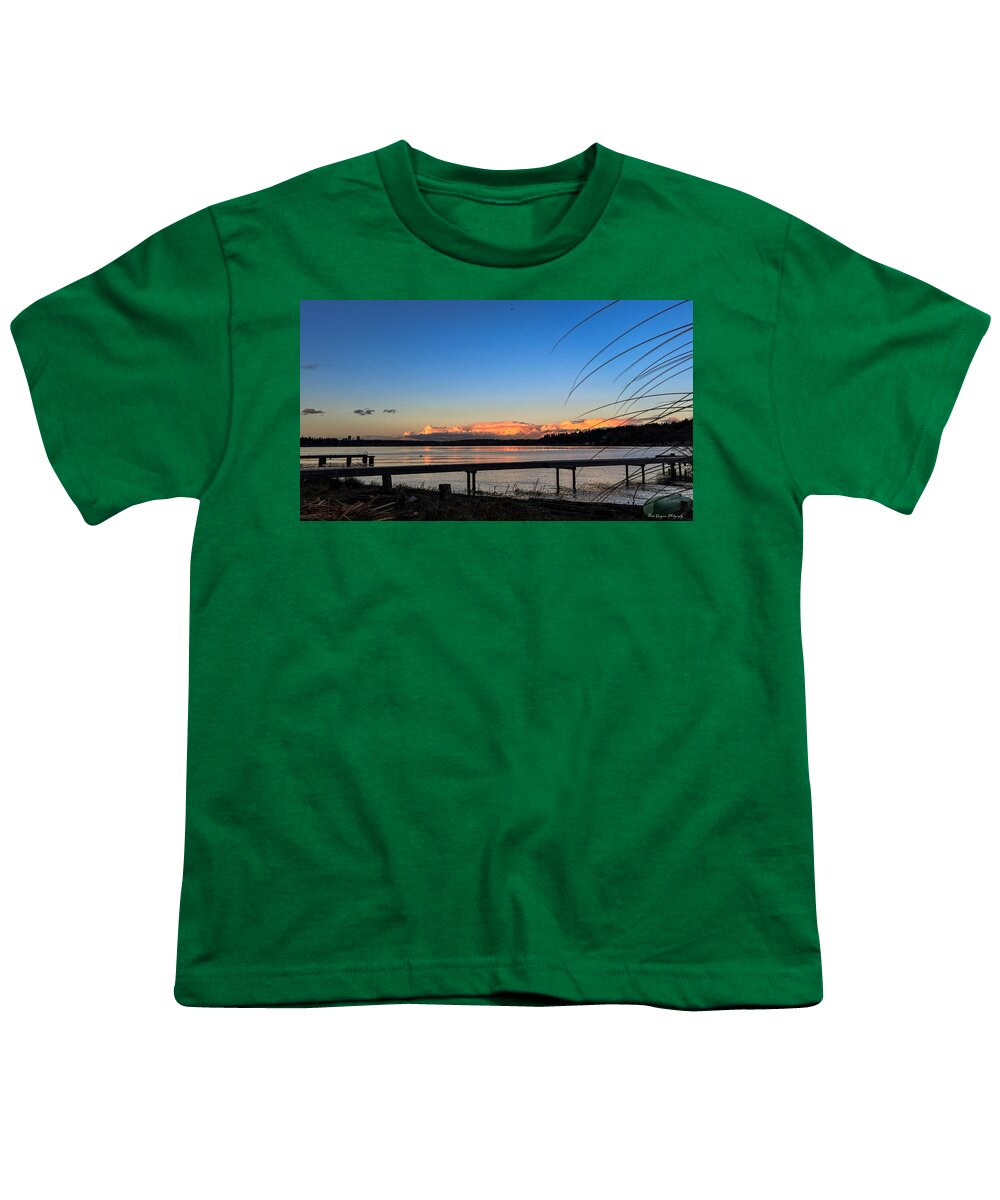 Sunset at the lake - Youth T-Shirt