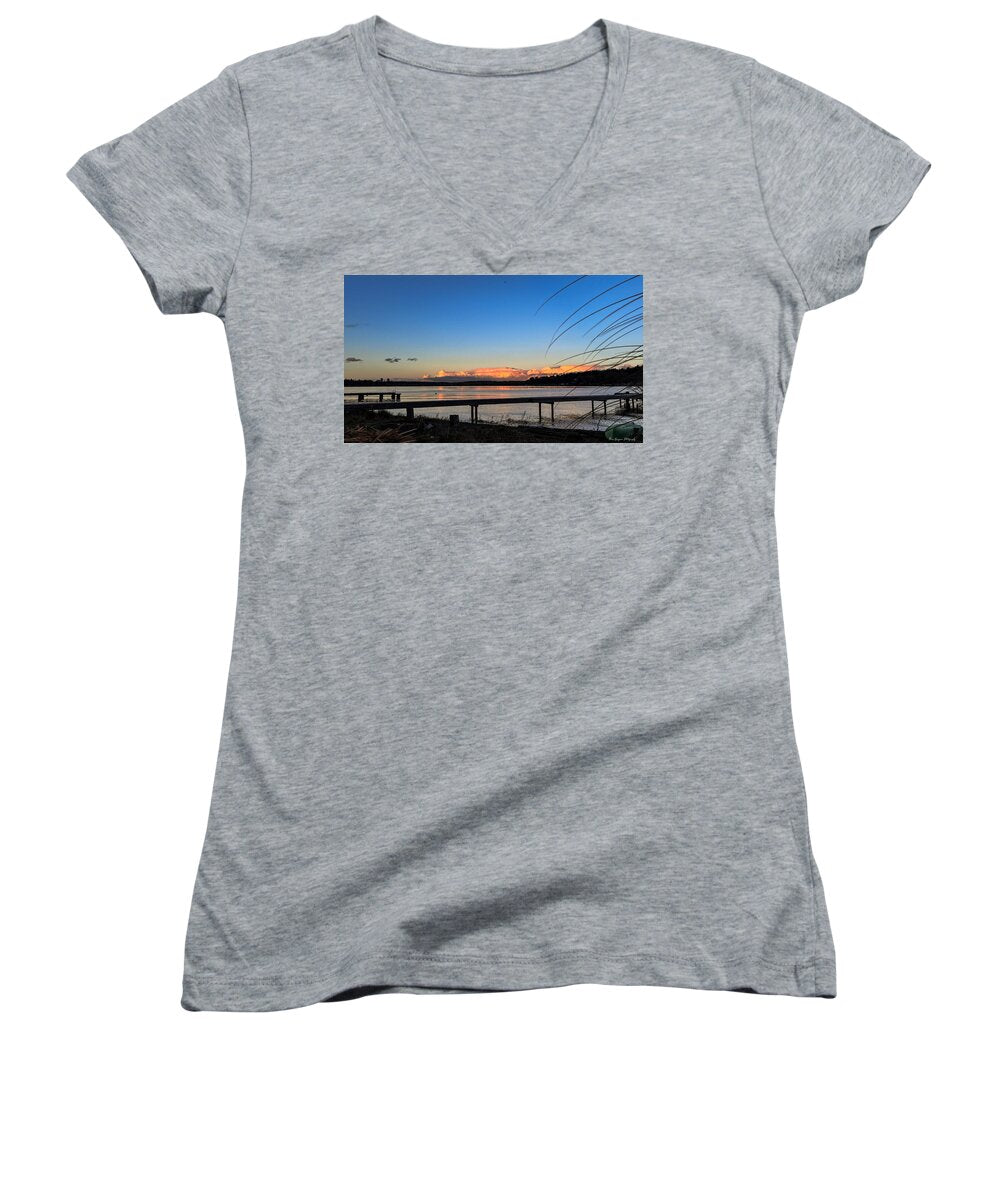 Sunset at the lake - Women's V-Neck