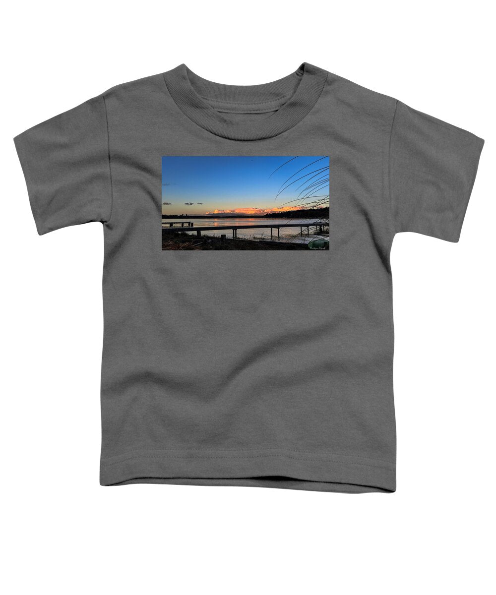 Sunset at the lake - Toddler T-Shirt