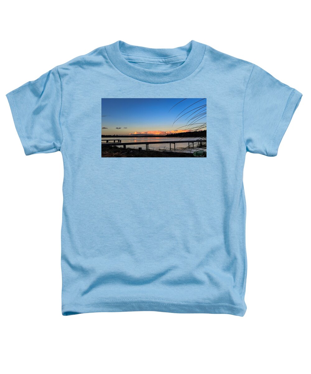 Sunset at the lake - Toddler T-Shirt