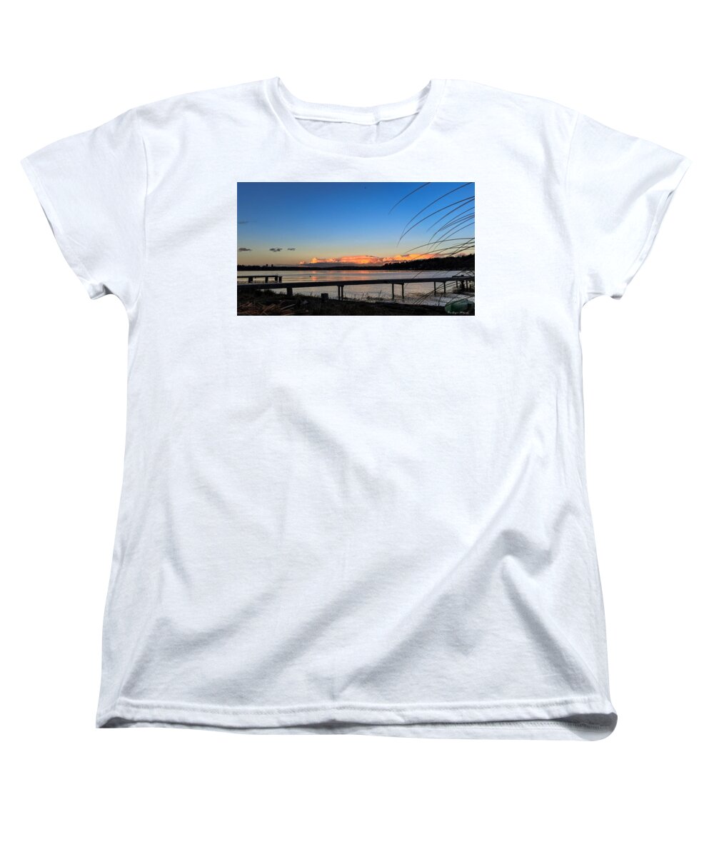 Sunset at the lake - Women's T-Shirt (Standard Fit)
