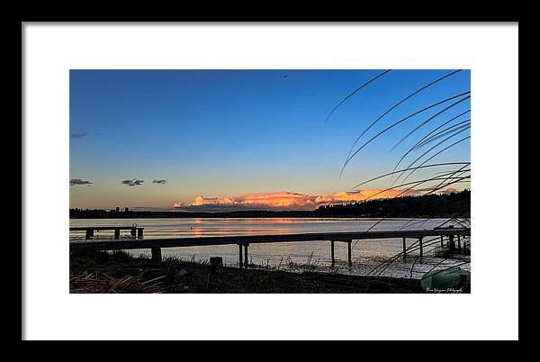Sunset at the lake - Framed Print