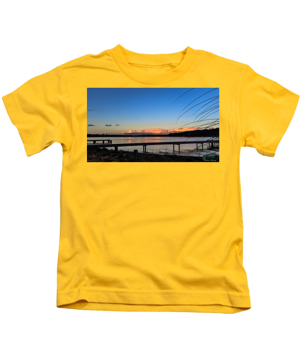 Sunset at the lake - Kids T-Shirt