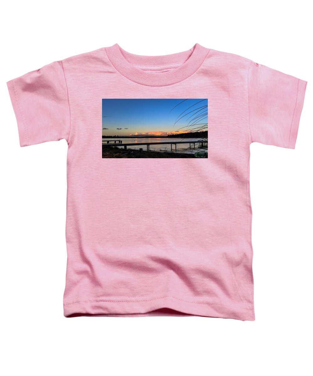 Sunset at the lake - Toddler T-Shirt