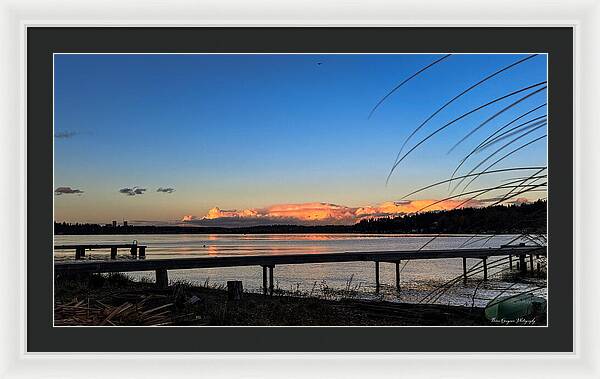 Sunset at the lake - Framed Print
