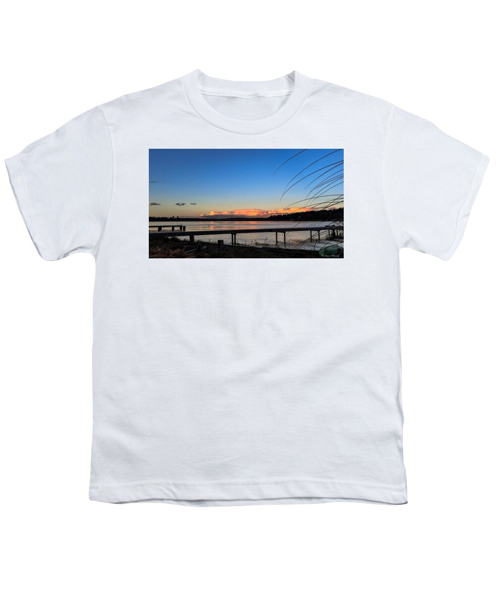 Sunset at the lake - Youth T-Shirt