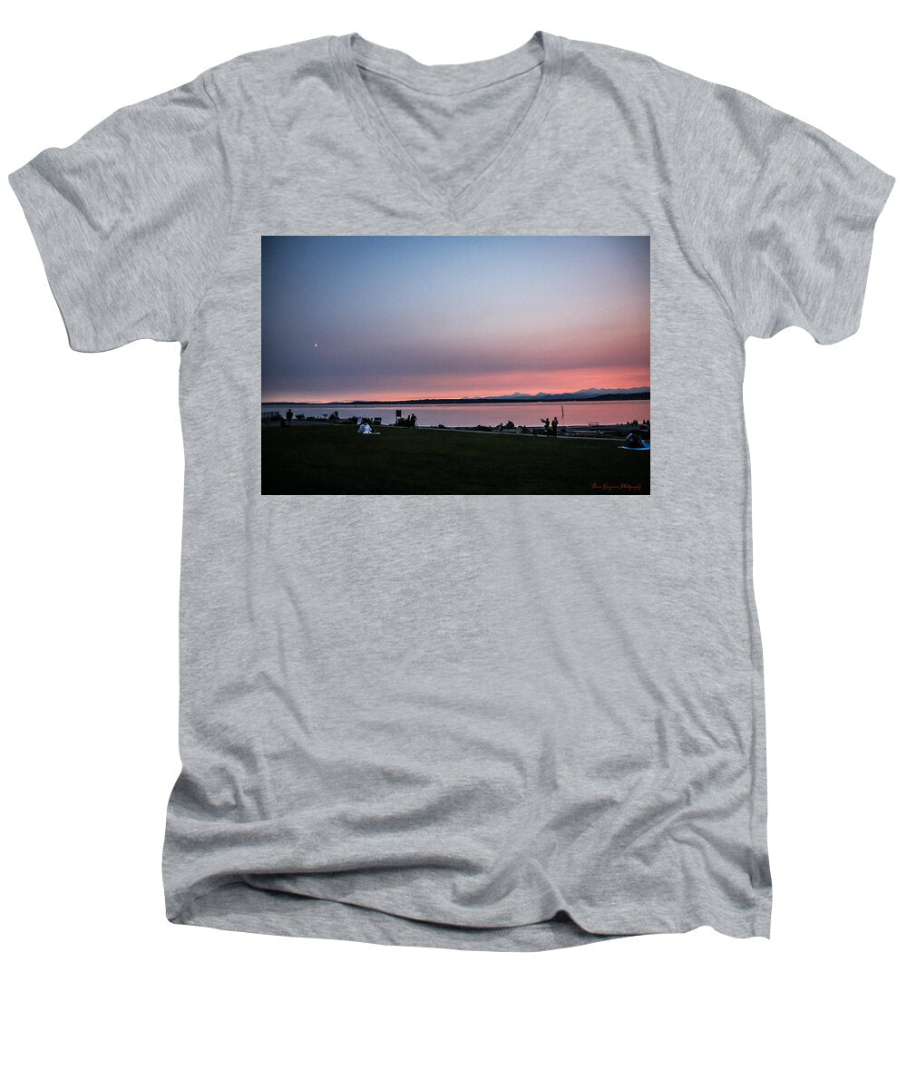 Sunset late summer - Men's V-Neck T-Shirt