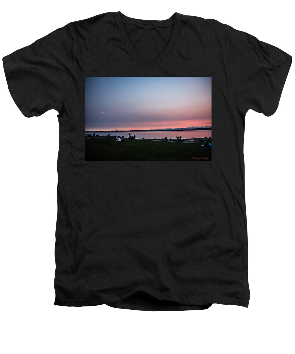 Sunset late summer - Men's V-Neck T-Shirt