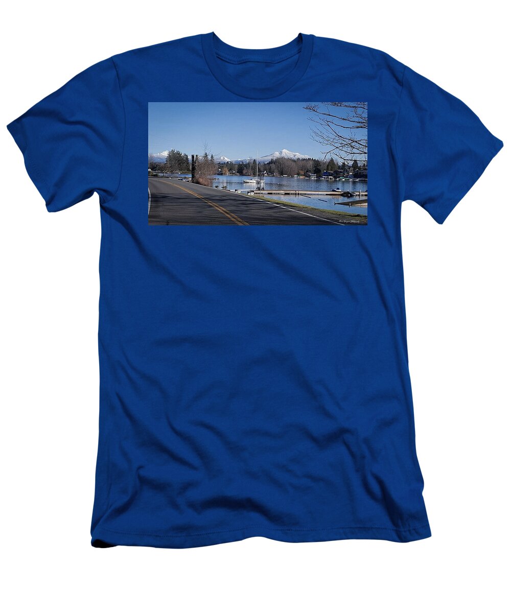 View of lake Steven - T-Shirt