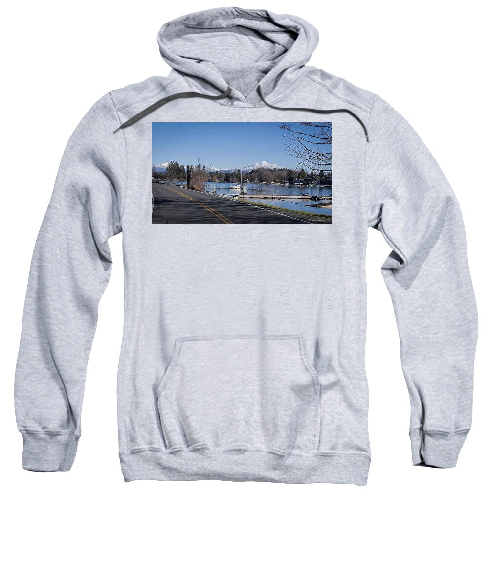 View of lake Steven - Sweatshirt