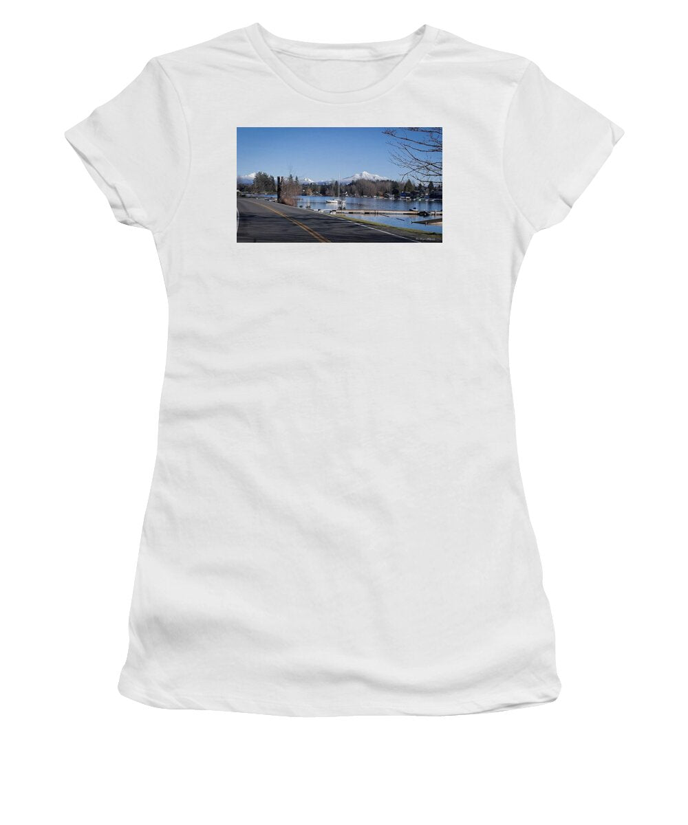 View of lake Steven - Women's T-Shirt