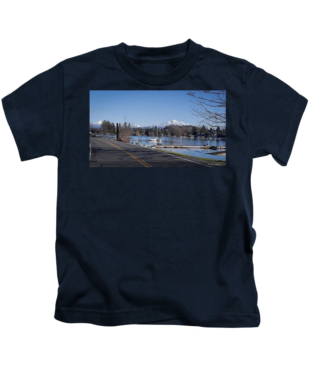 View of lake Steven - Kids T-Shirt