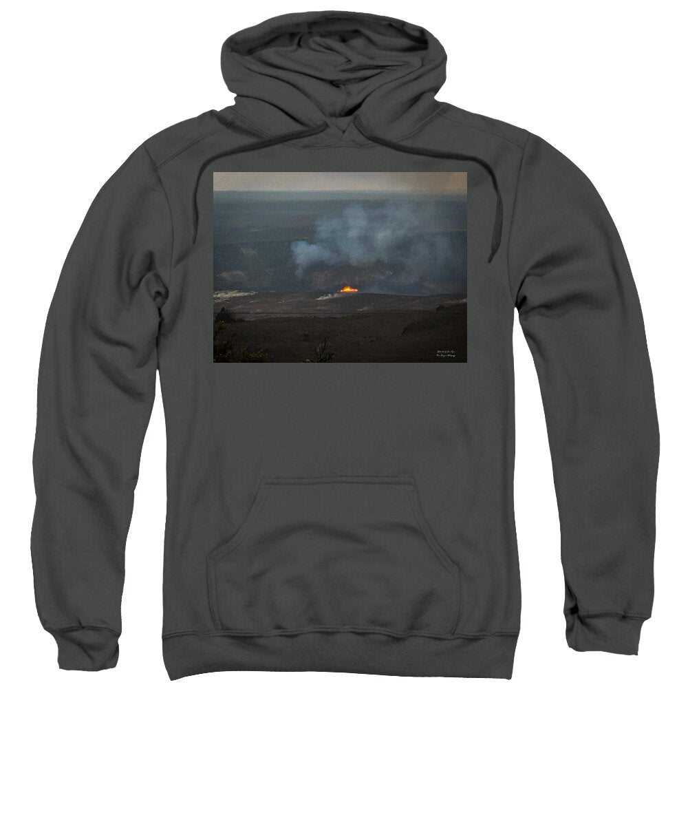 Volcano in Hawaii - Sweatshirt
