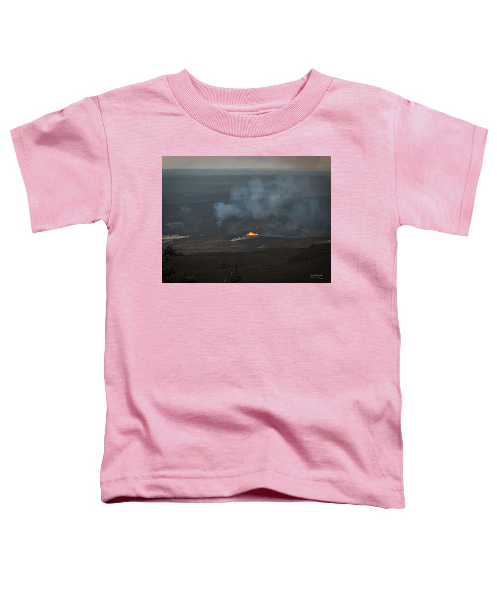 Volcano in Hawaii - Toddler T-Shirt