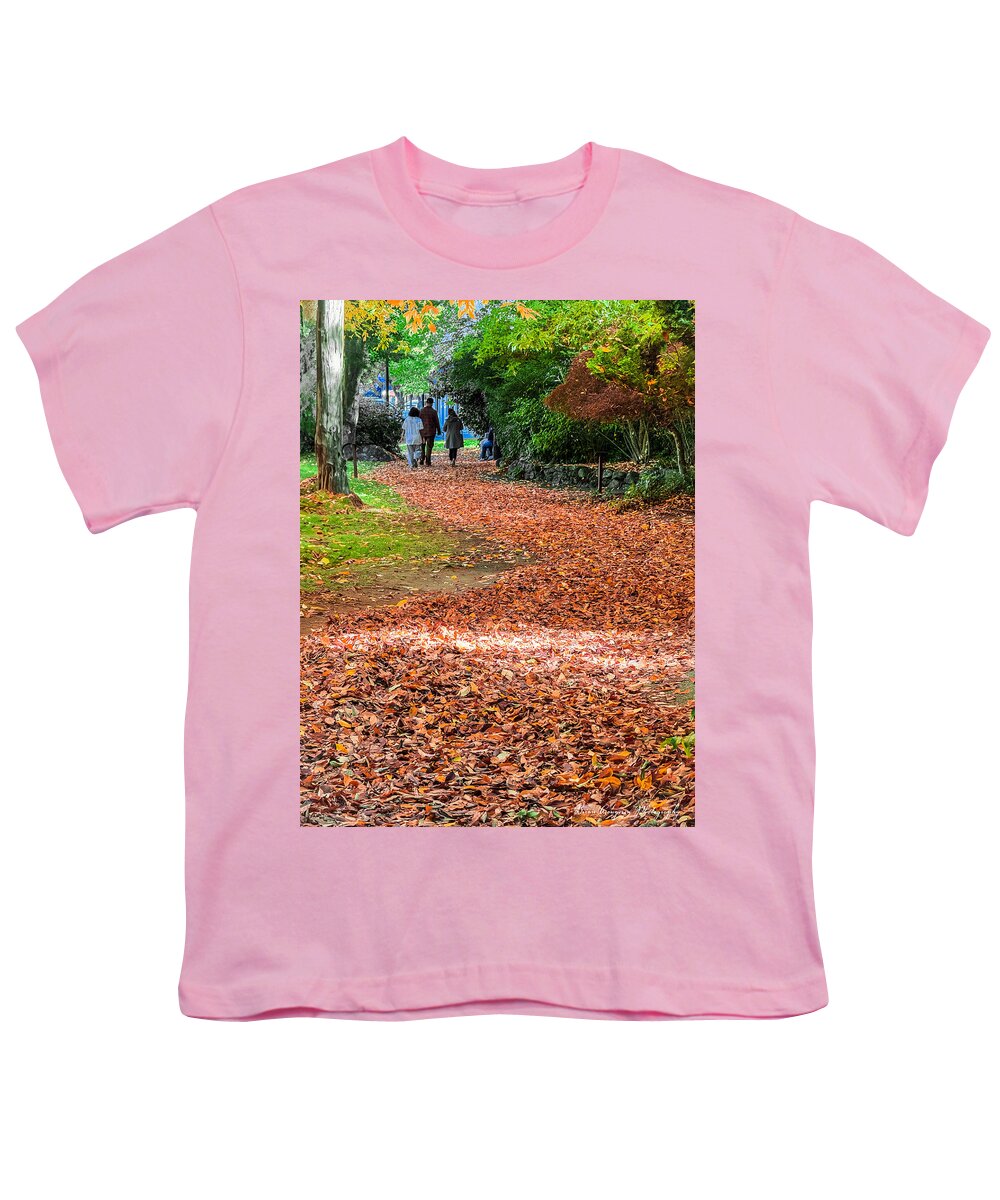 Walk along the park - Youth T-Shirt