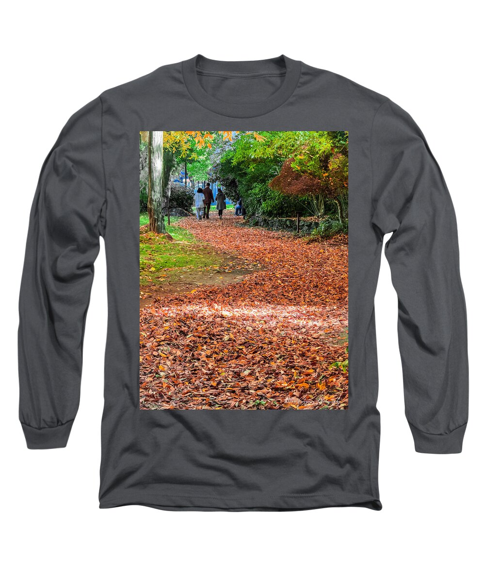Walk along the park - Long Sleeve T-Shirt