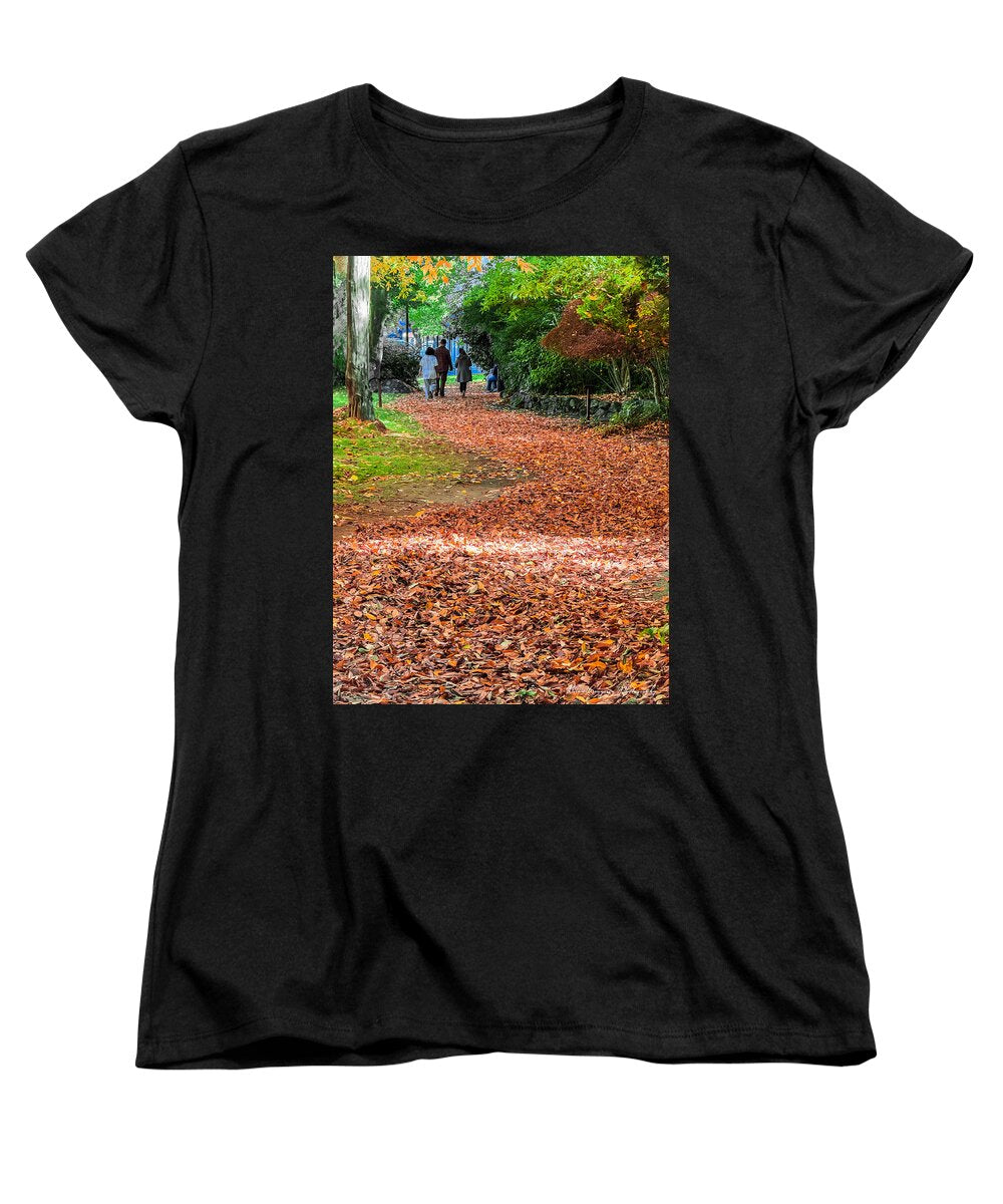Walk along the park - Women's T-Shirt (Standard Fit)