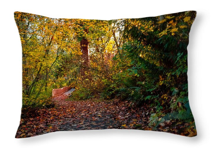 Walk in the park - Throw Pillow