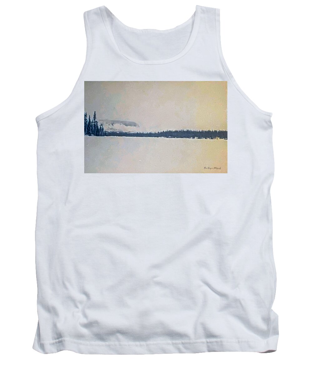 Winter lake - Tank Top