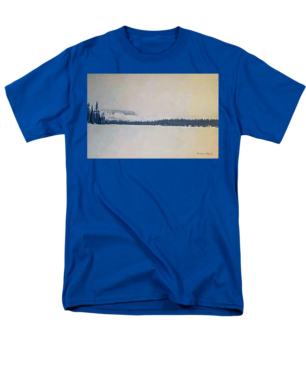 Winter lake - Men's T-Shirt (Regular Fit)