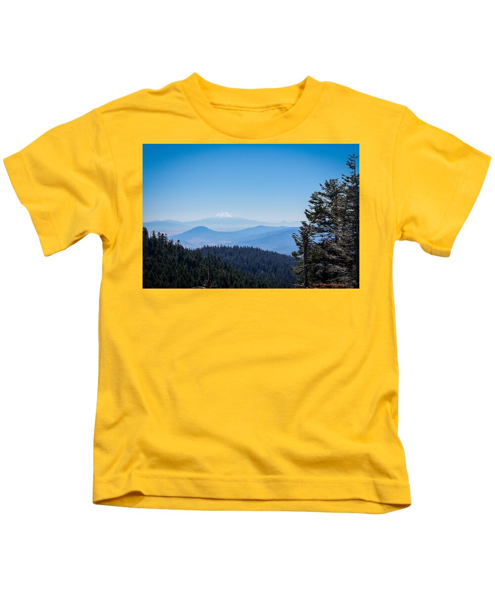 Mt Shasta in the haze #1 - Kids T-Shirt