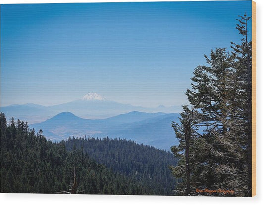 Mt Shasta in the haze 1 - Wood Print
