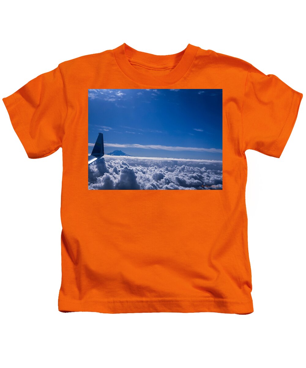 Above the clouds  - Kids T-Shirt