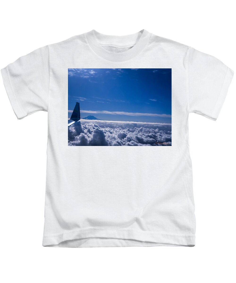 Above the clouds  - Kids T-Shirt