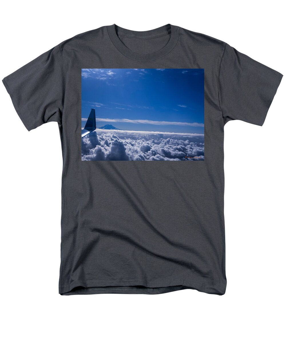Above the clouds  - Men's T-Shirt  (Regular Fit)