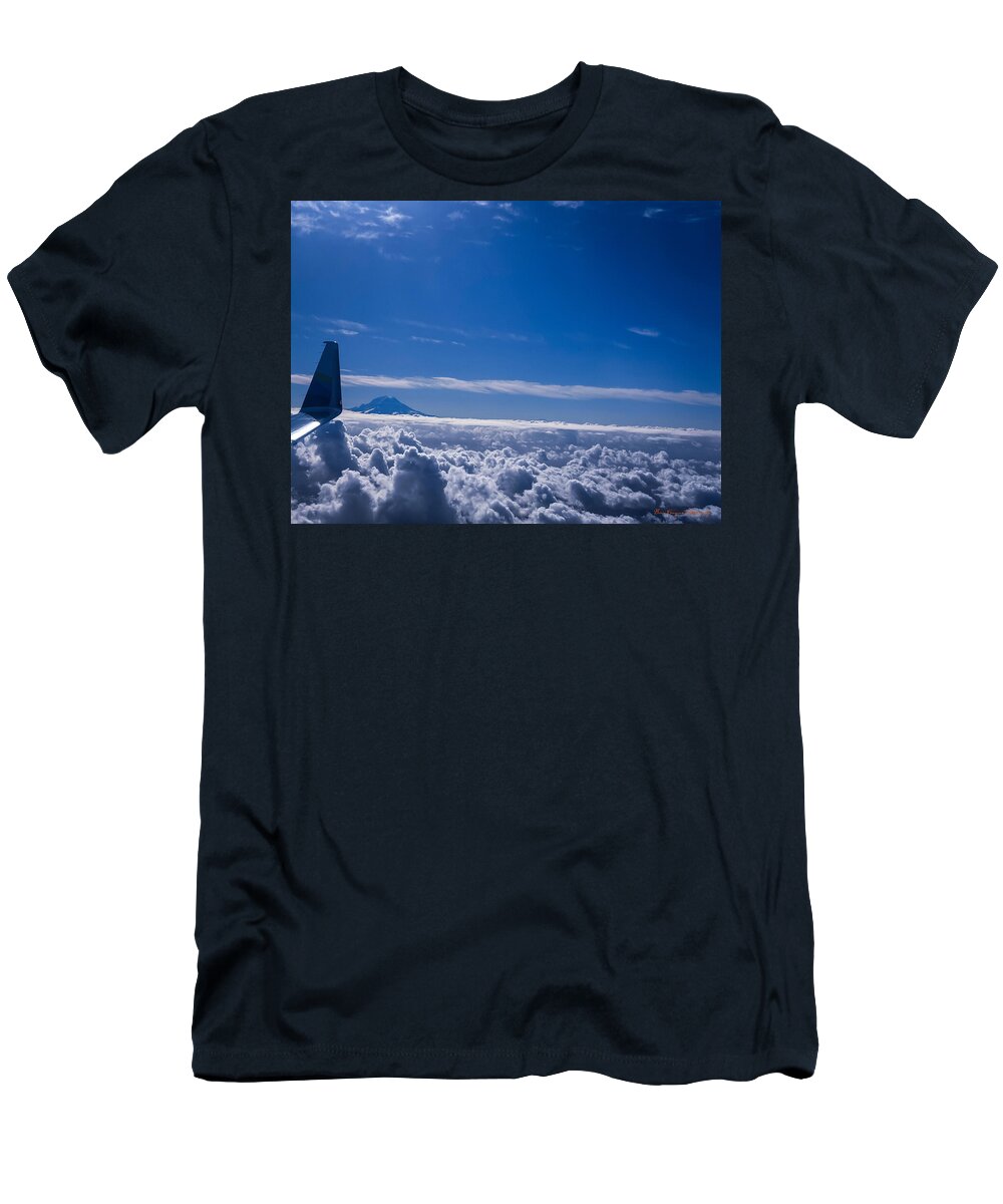Above the clouds  - T-Shirt