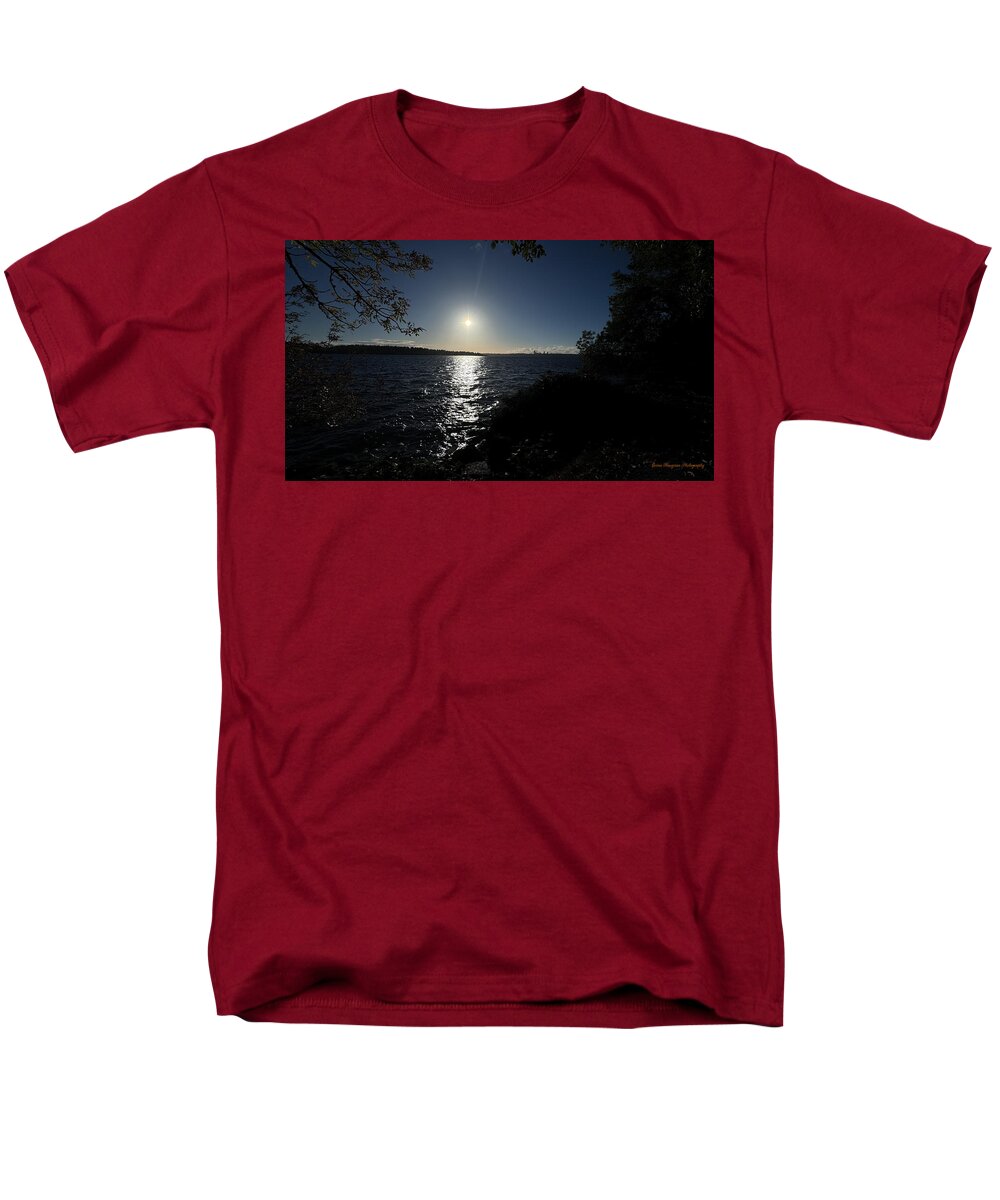 As the sun sets  - Men's T-Shirt  (Regular Fit)