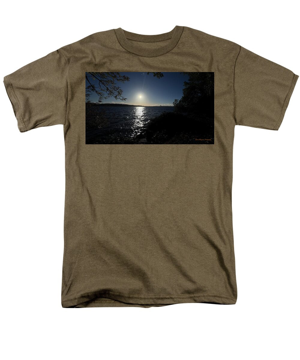 As the sun sets  - Men's T-Shirt  (Regular Fit)