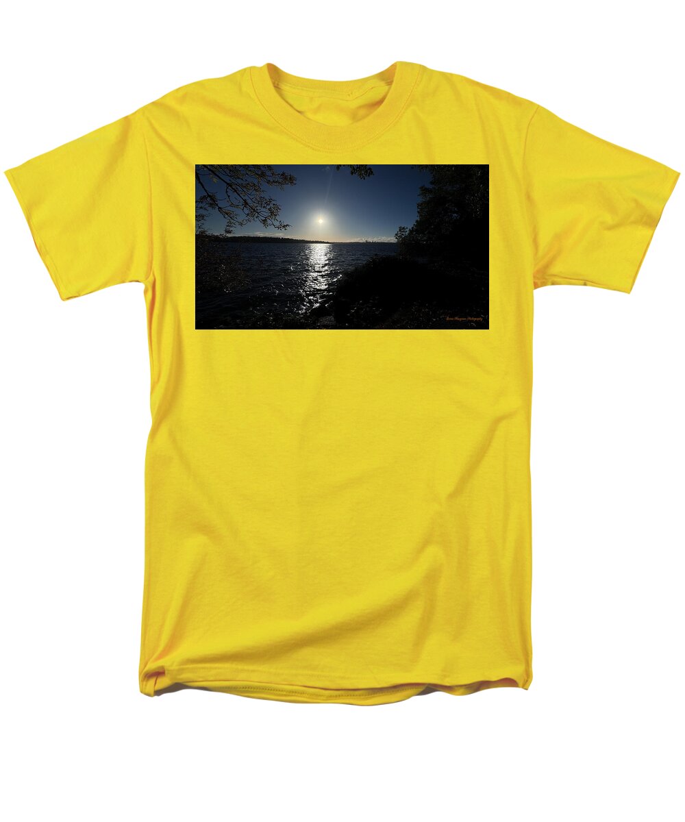 As the sun sets  - Men's T-Shirt  (Regular Fit)