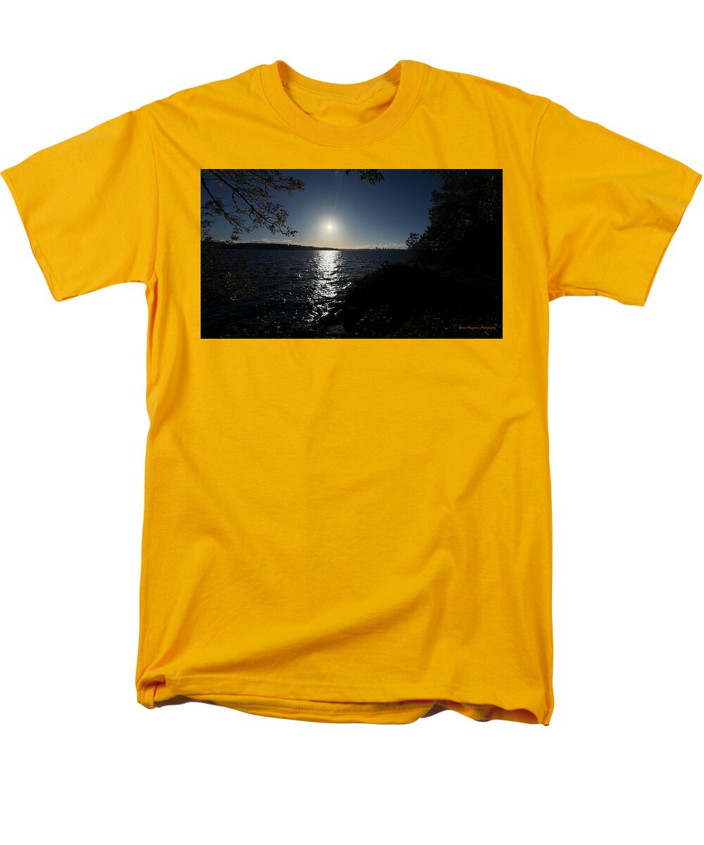 As the sun sets  - Men's T-Shirt  (Regular Fit)