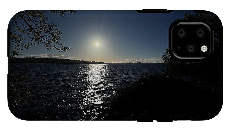 As the sun sets  - Phone Case