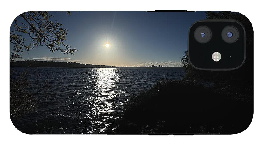 As the sun sets  - Phone Case