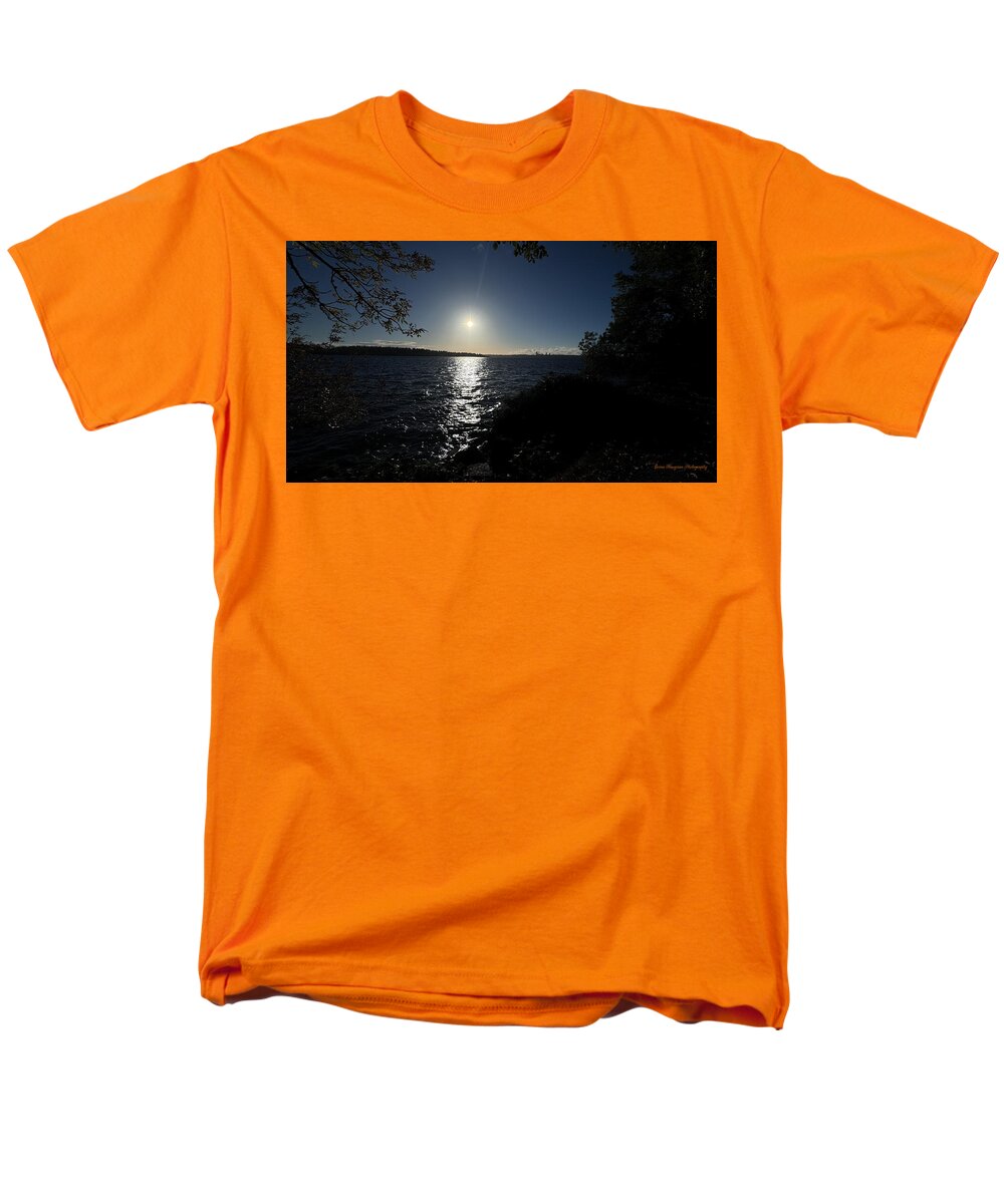 As the sun sets  - Men's T-Shirt  (Regular Fit)