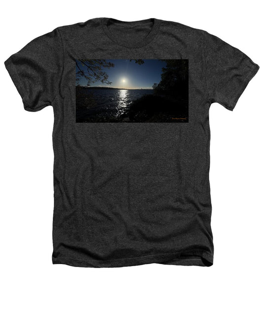 As the sun sets  - Heathers T-Shirt