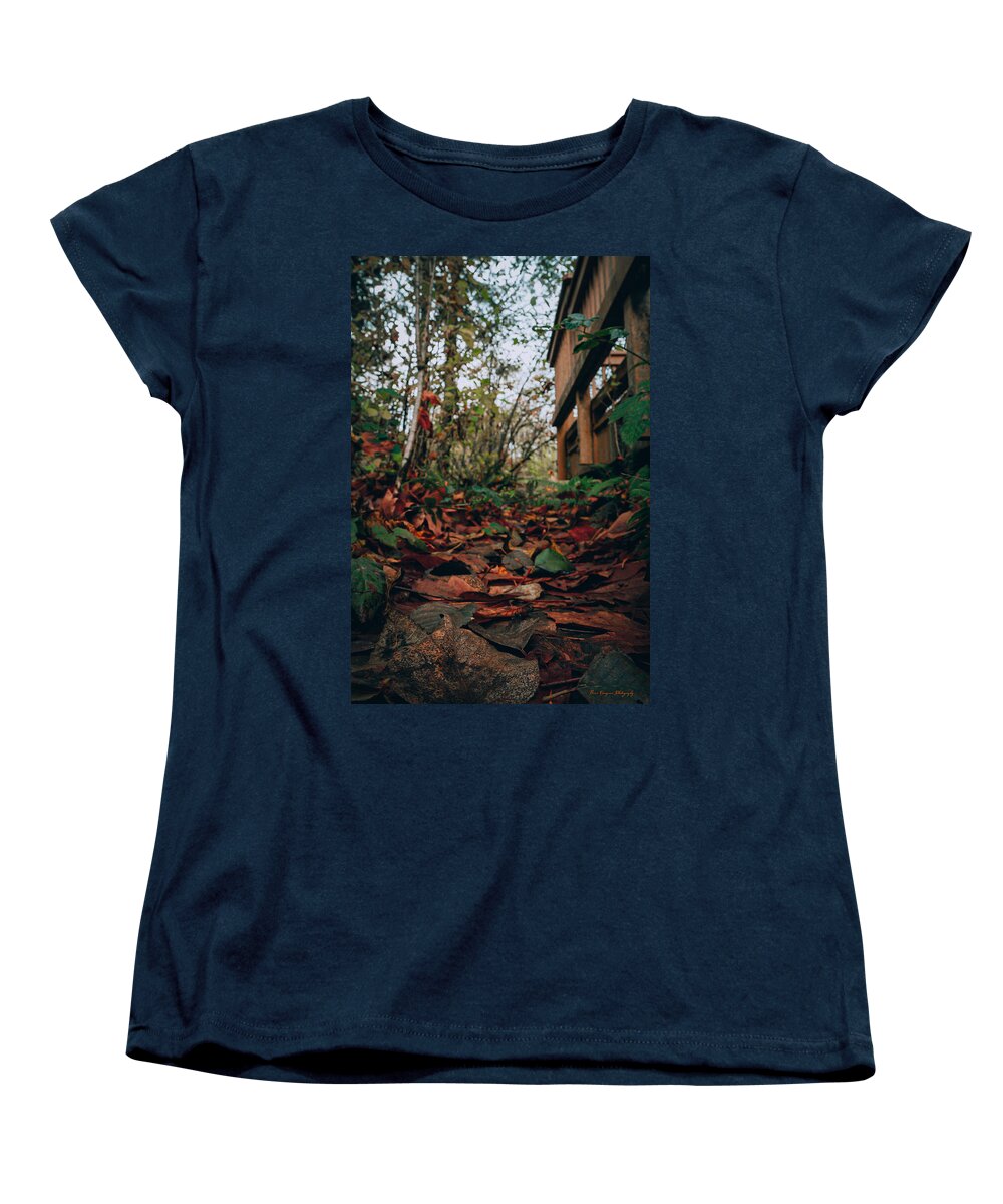 Autum leaves  - Women's T-Shirt (Standard Fit)