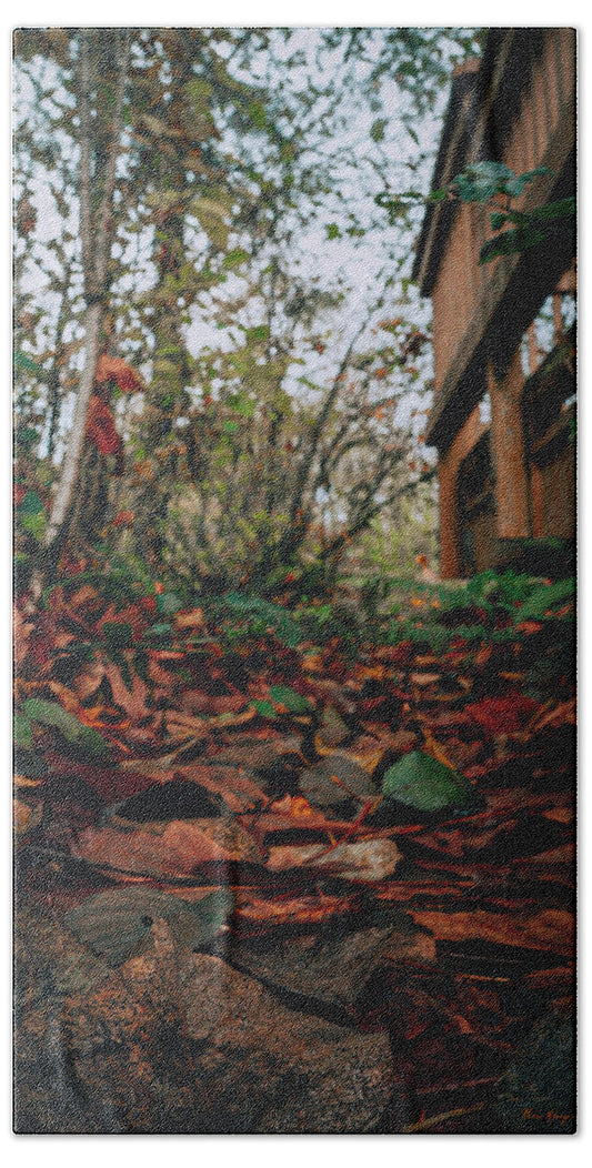 Autum leaves  - Beach Towel