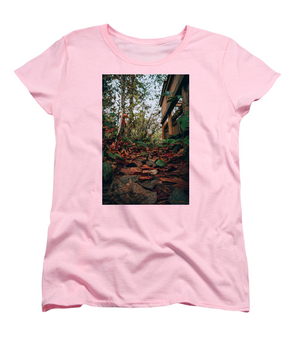 Autum leaves  - Women's T-Shirt (Standard Fit)